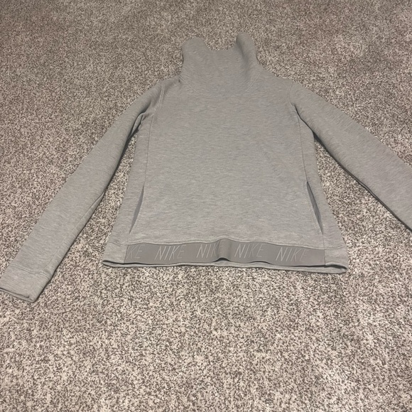 Nike Dri-Fit Light Gray Cowl Neck Sweatshirt With Pockets | Women’s Size XS - Picture 8 of 13